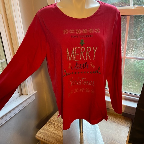 Kim Rogers Tops - Kim Rogers Woman 1X Have yourself a merry little Christmas top
